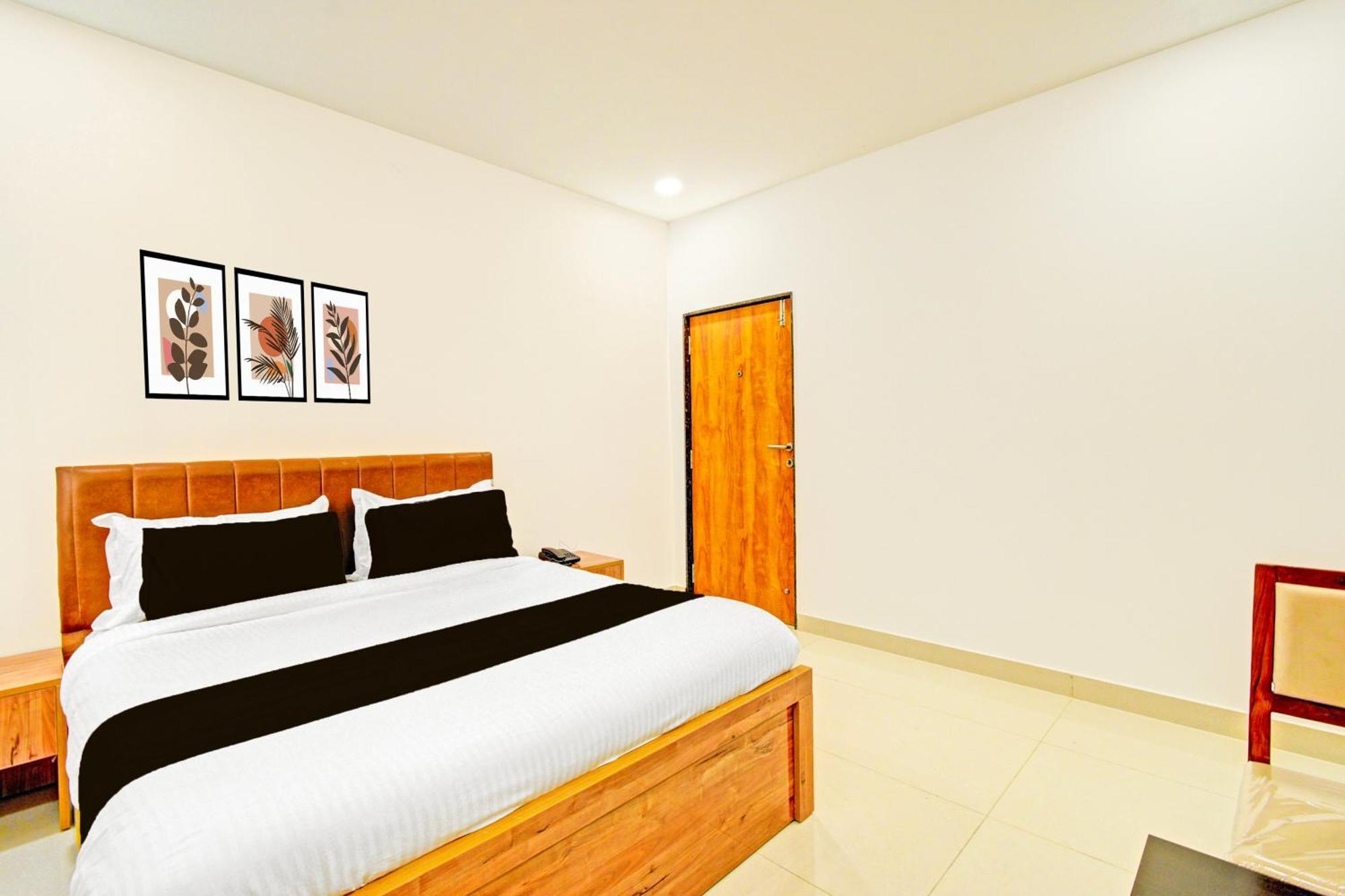 Super Townhouse Oak Suchitra Kompally Road Formerly Sun Moon Hotels Trimulgherry Zewnętrze zdjęcie