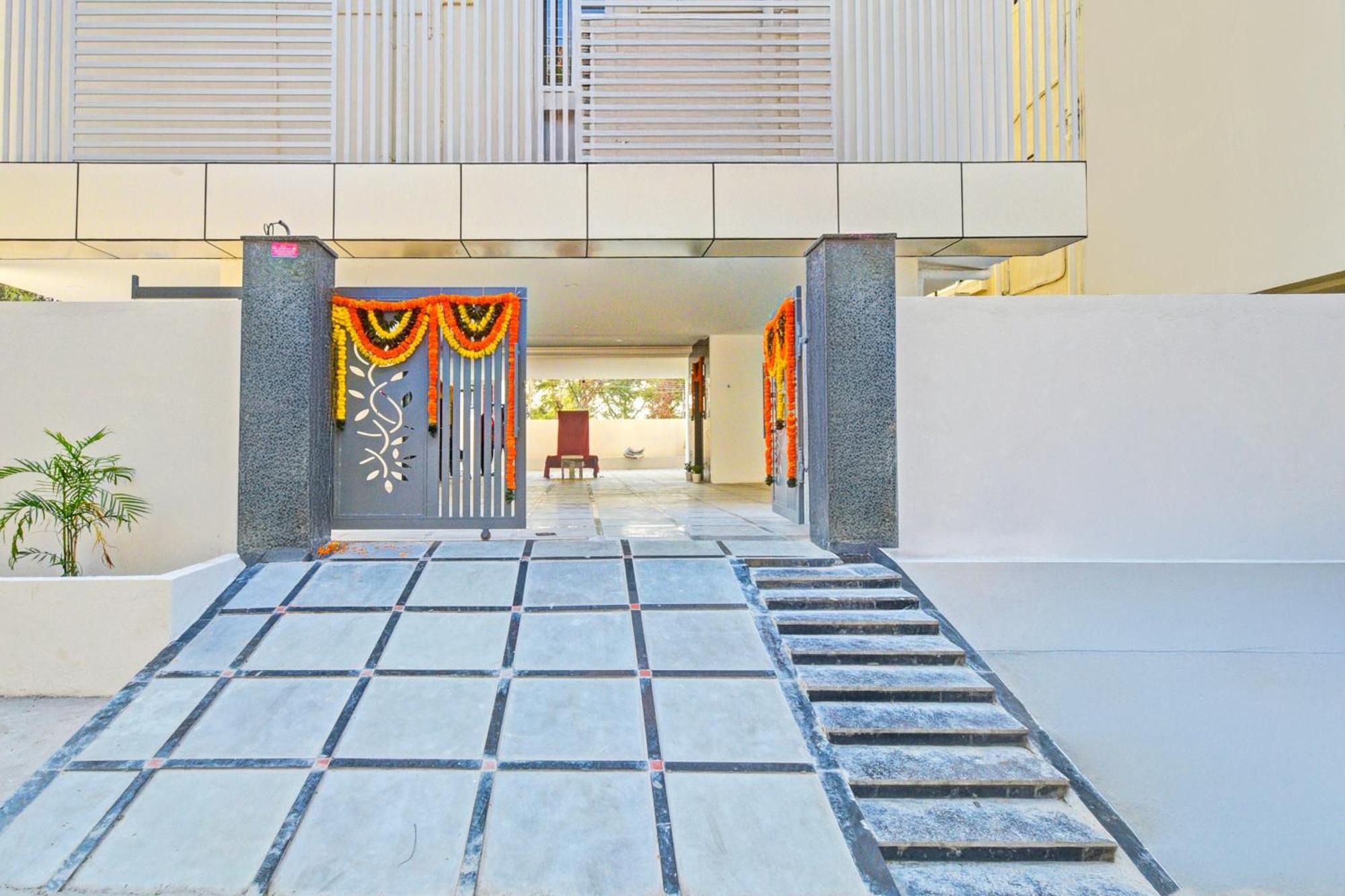 Super Townhouse Oak Suchitra Kompally Road Formerly Sun Moon Hotels Trimulgherry Zewnętrze zdjęcie