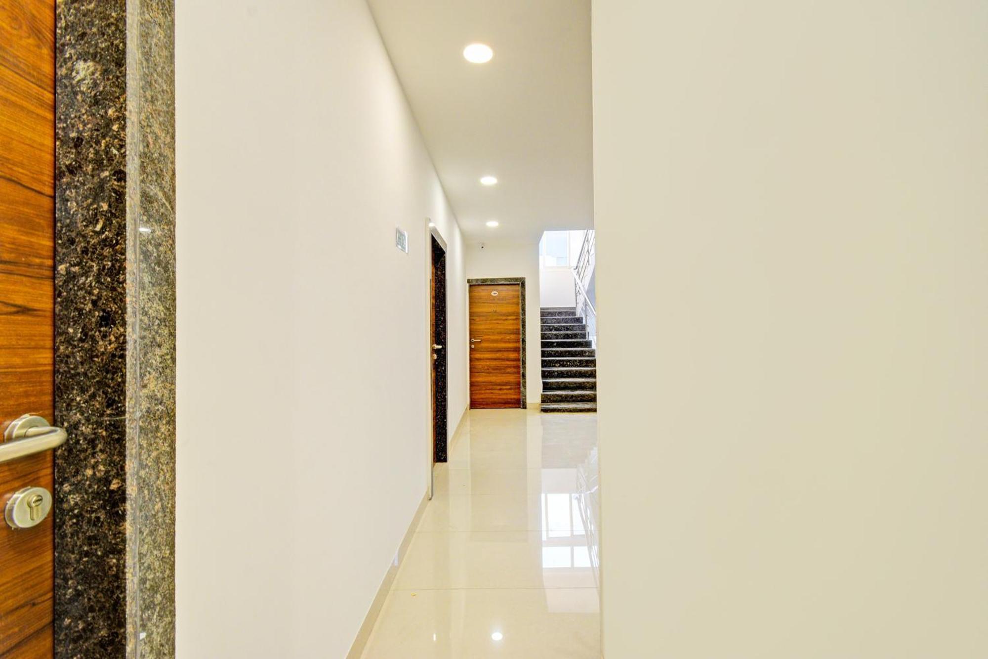 Super Townhouse Oak Suchitra Kompally Road Formerly Sun Moon Hotels Trimulgherry Zewnętrze zdjęcie