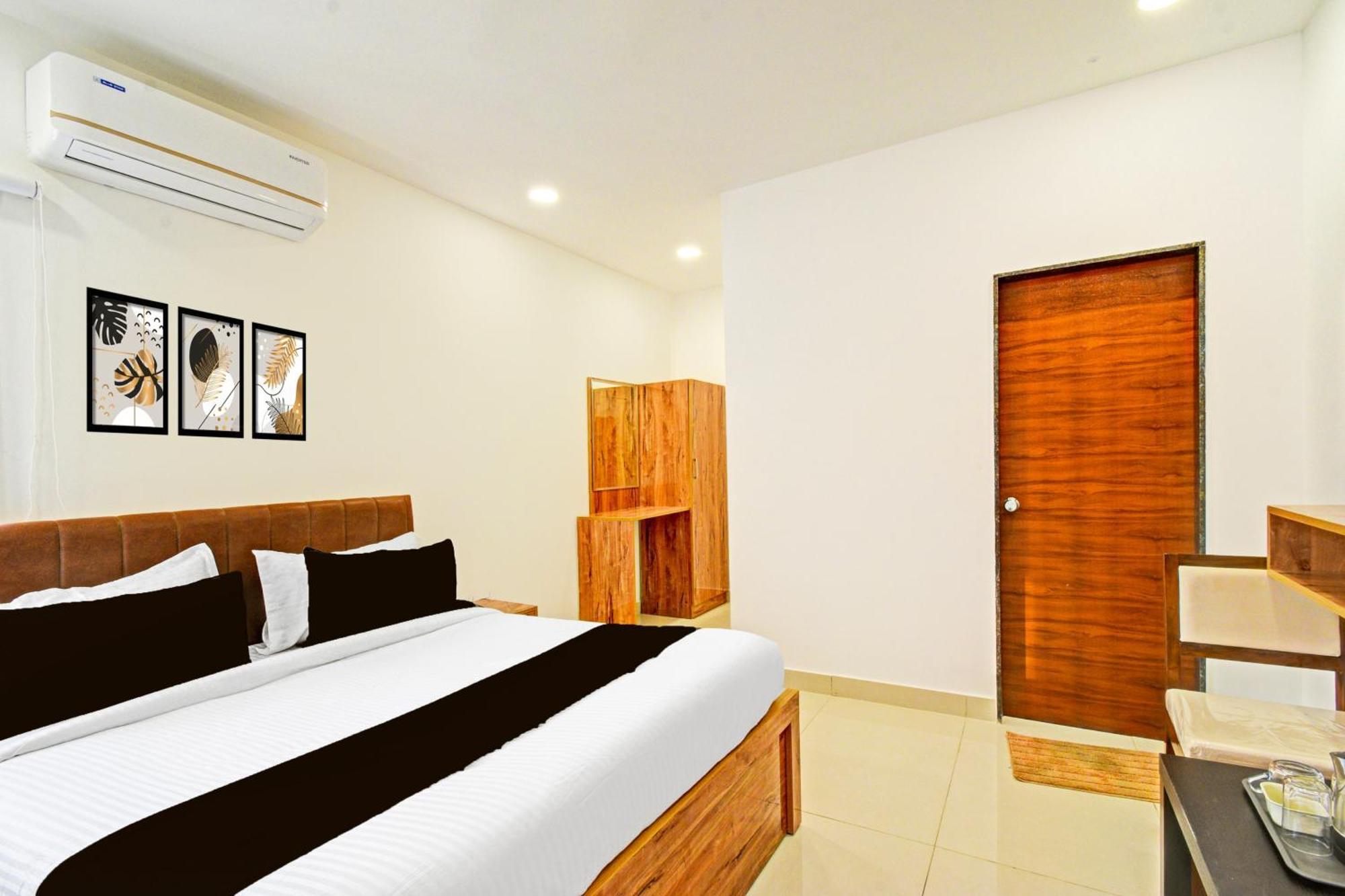 Super Townhouse Oak Suchitra Kompally Road Formerly Sun Moon Hotels Trimulgherry Zewnętrze zdjęcie