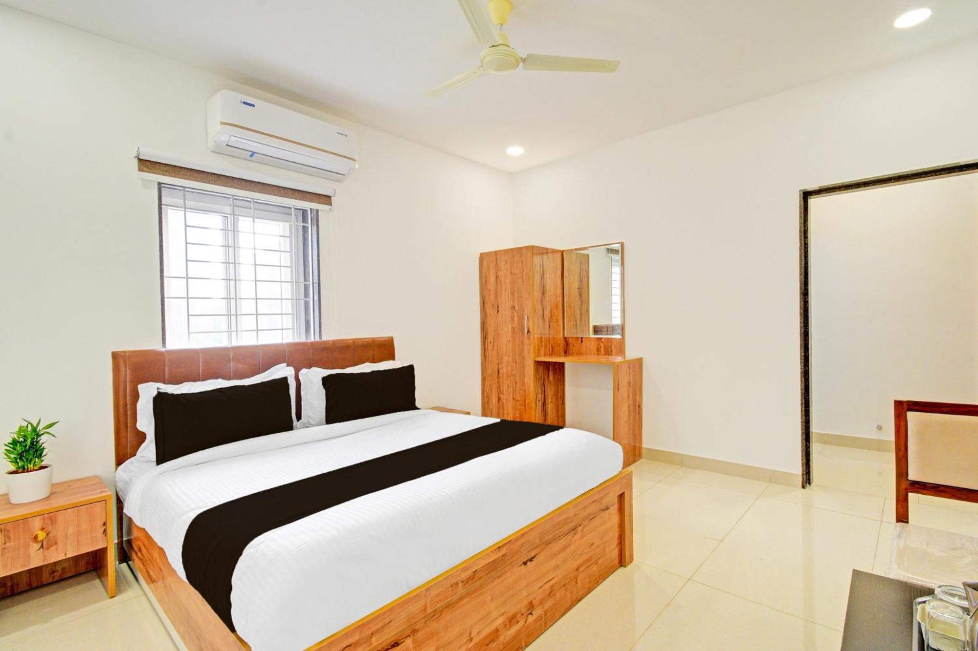 Super Townhouse Oak Suchitra Kompally Road Formerly Sun Moon Hotels Trimulgherry Zewnętrze zdjęcie